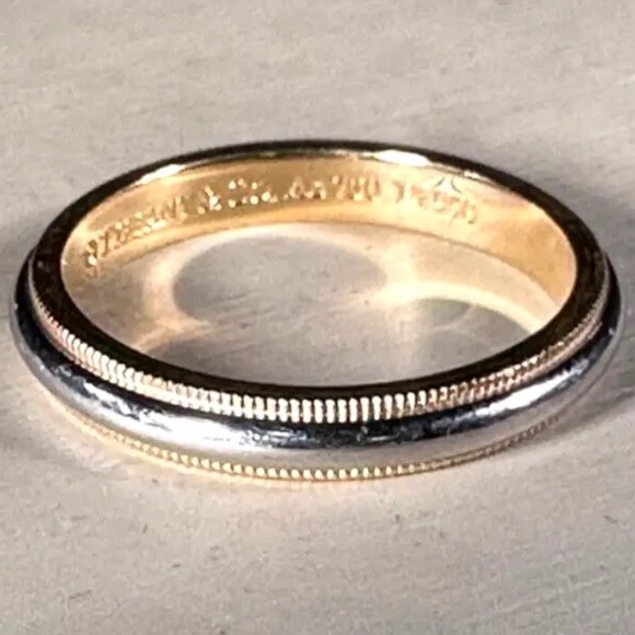 Authentic Tiffany & Co. Together Milgrain Men’s Wedding Ring Platinum/18k Gold - Picture 2 of 9